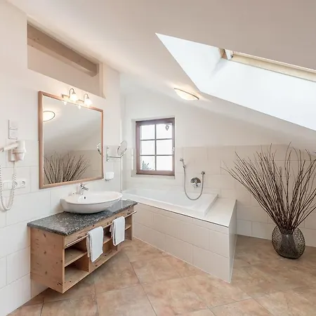 Schneiderwirt 3* Nußdorf am Inn