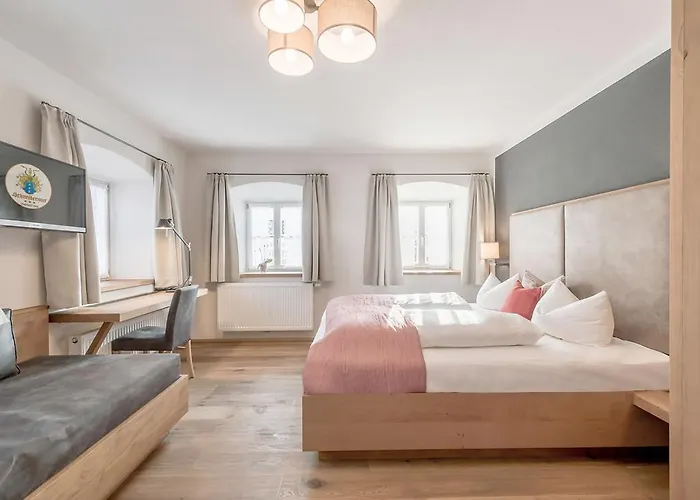 Schneiderwirt Gæstehus 3*